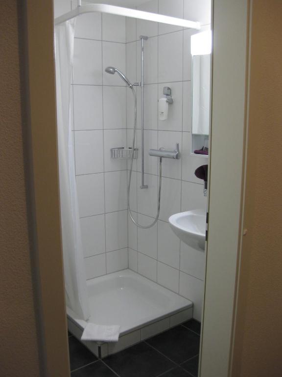 Hotel Restaurant Roessli Uetendorf ห้อง รูปภาพ